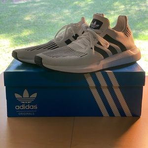 Adidas Swift Run size 12